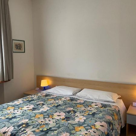 Girasole House Otel Floransa Oda fotoğraf