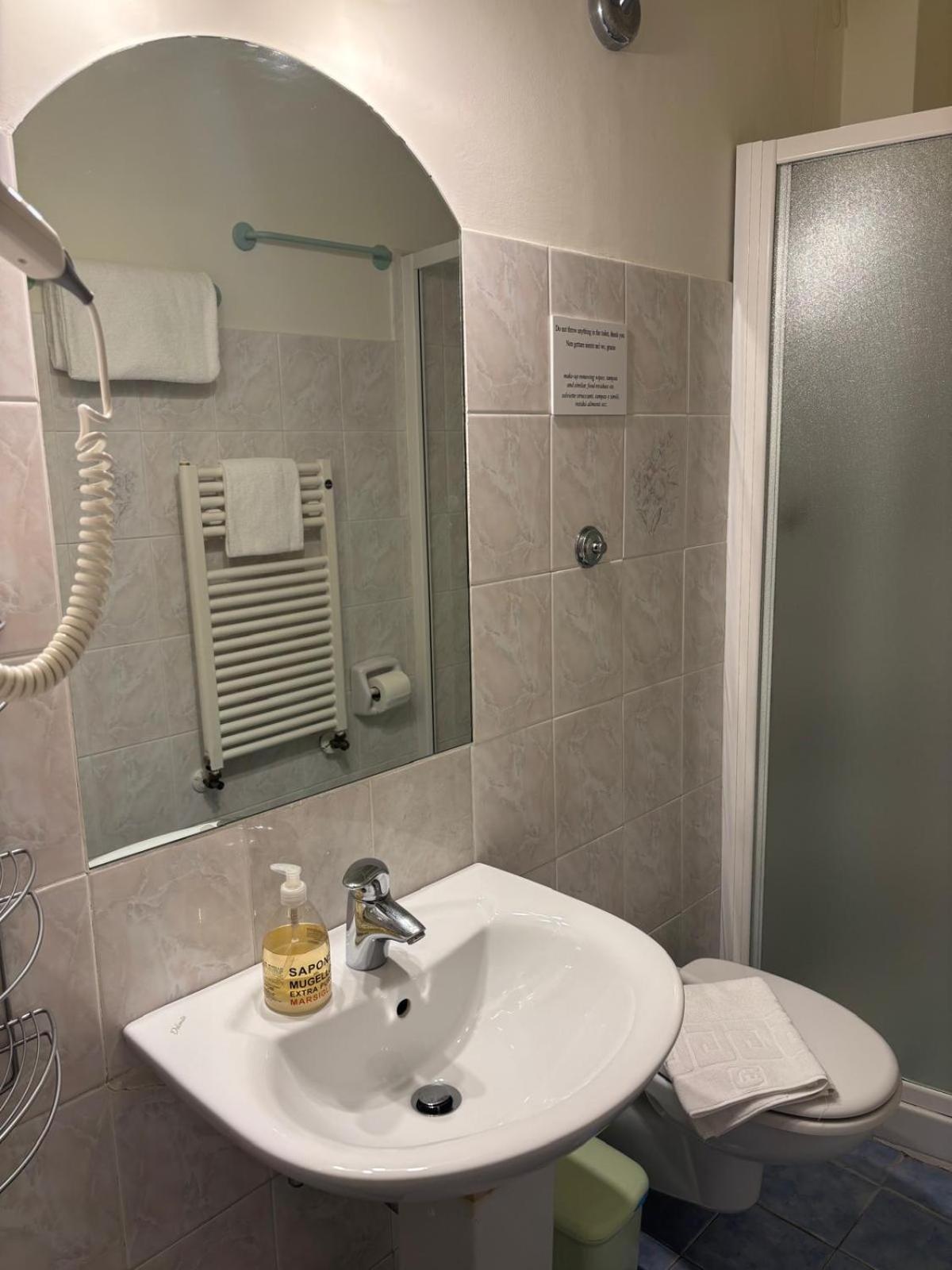 Girasole House Otel Floransa Oda fotoğraf