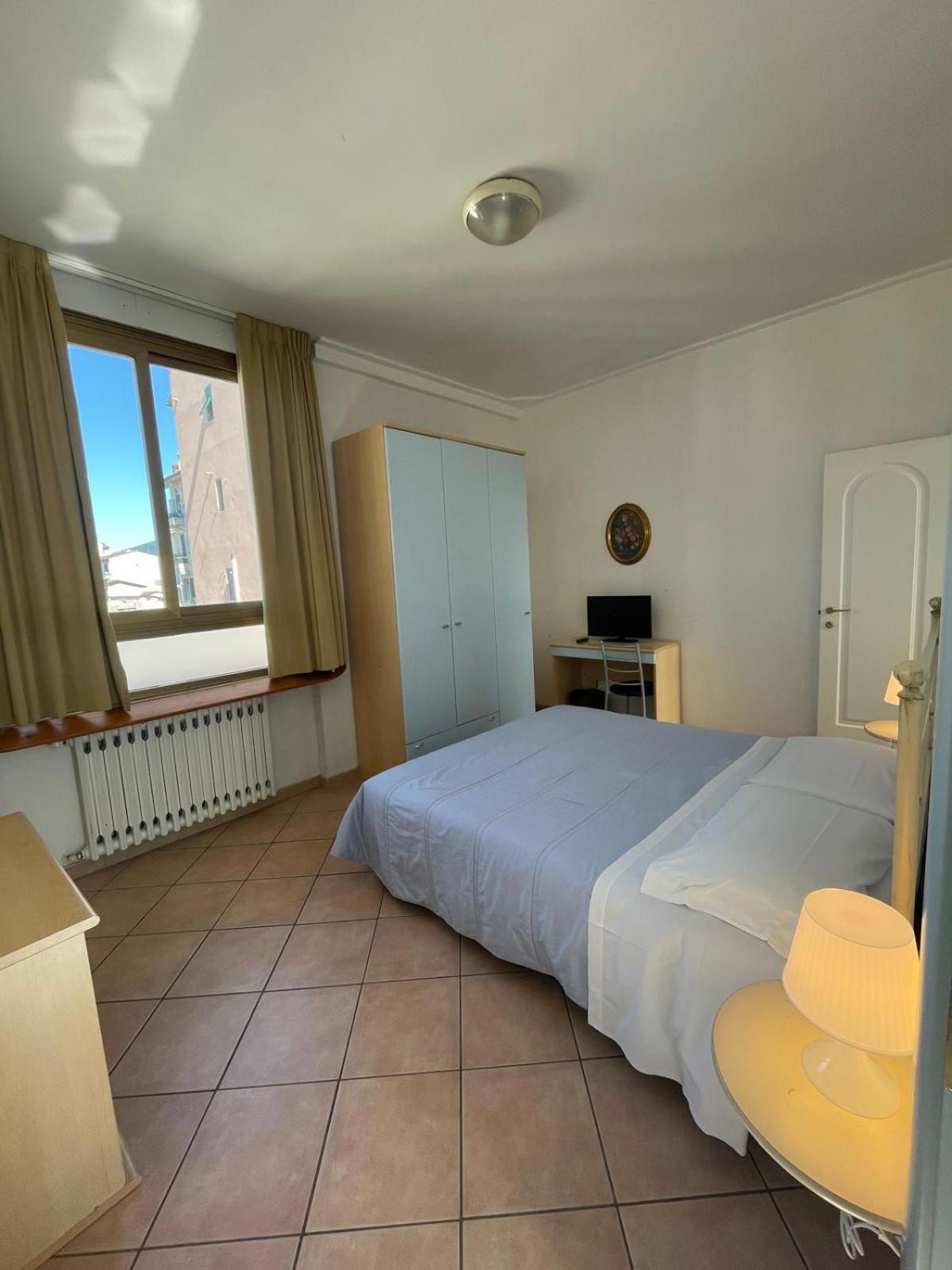 Girasole House Otel Floransa Oda fotoğraf